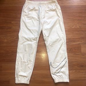 Nike SB pants. Men’s M